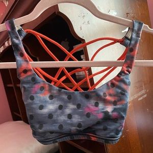 Lululemon sports bra
